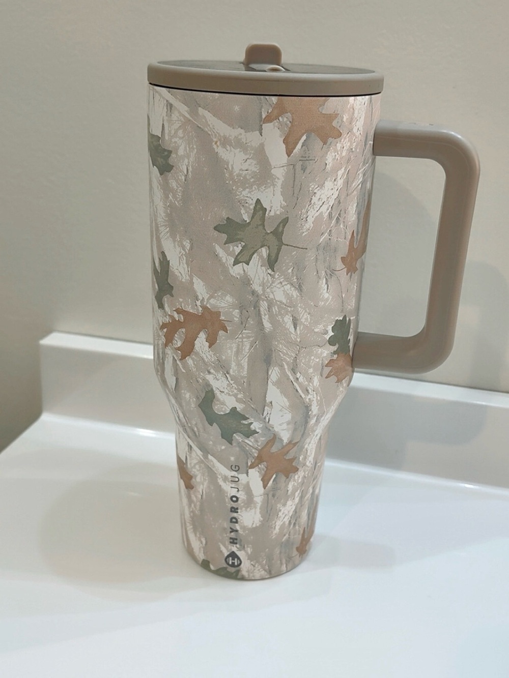 HydroJug 40oz camo Travel cup